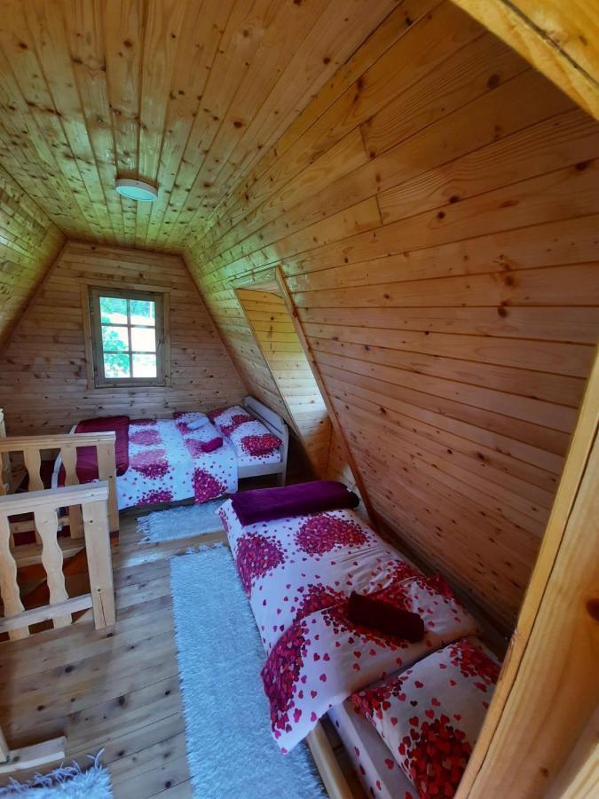 Holiday Home Jabucilo ชาเบลียค ภายนอก รูปภาพ